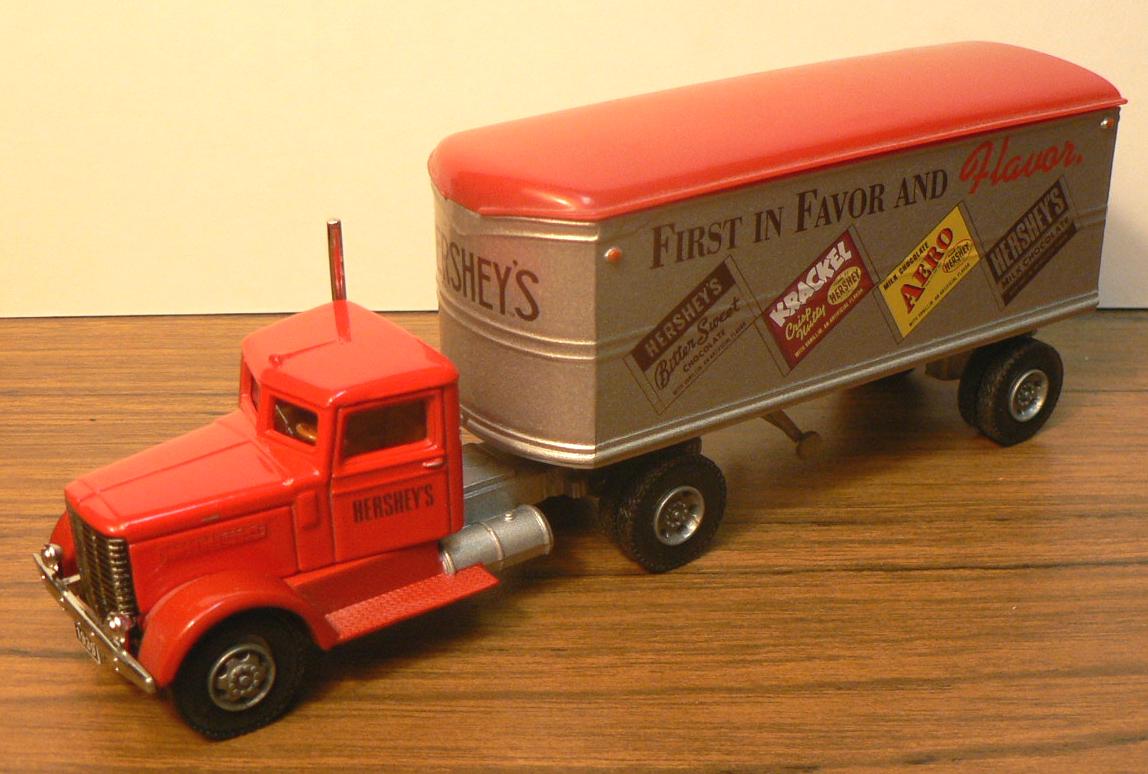 1939 Peterbilt 260 Hershey