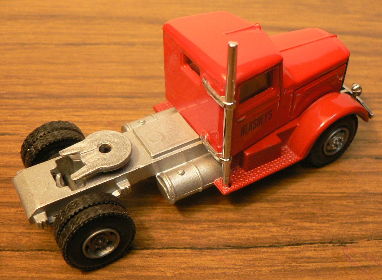 1939 Peterbilt 260 Hershey